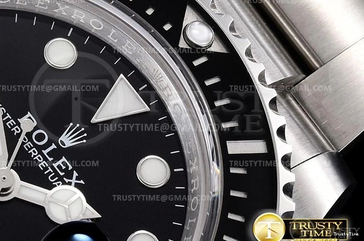 0410 ROLSD094 – Seadweller NewStyle 1023